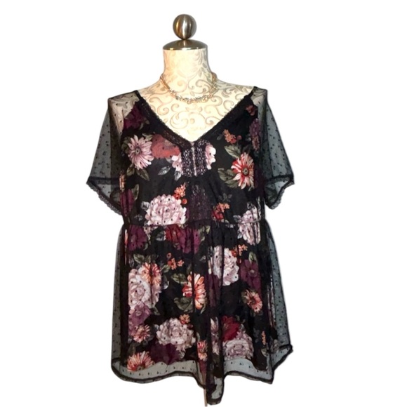 Torrid short sleeve blouse sheer Flower/sleeves lace and floral top size 1 - Picture 1 of 11